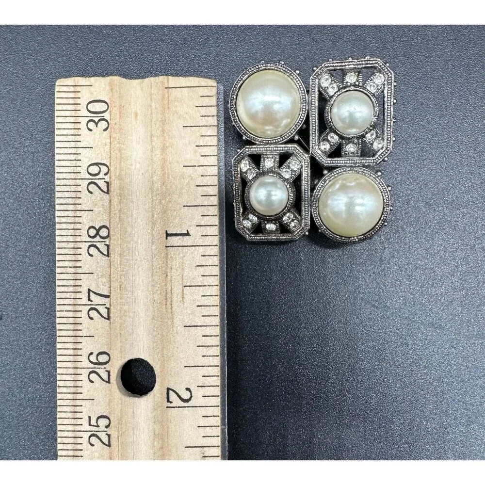 Vintage Brooch Pin Faux Pearl Rhinestones Silver Tone Victorian Style Jewelry - Picture 7 of 7